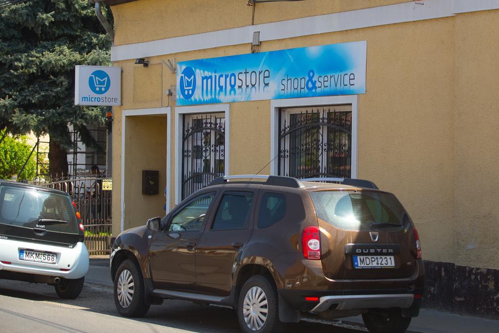 Airport Microstore Panzio Vecsés Extérieur photo